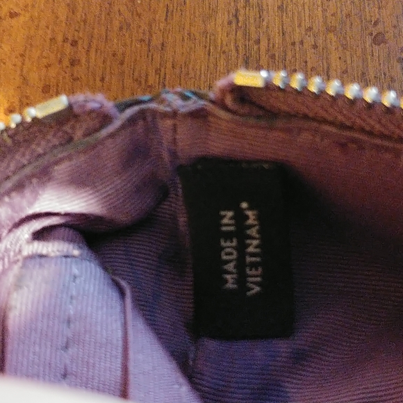 Leather Coach coin purse/wristlet in plum purple - Picture 7 of 7